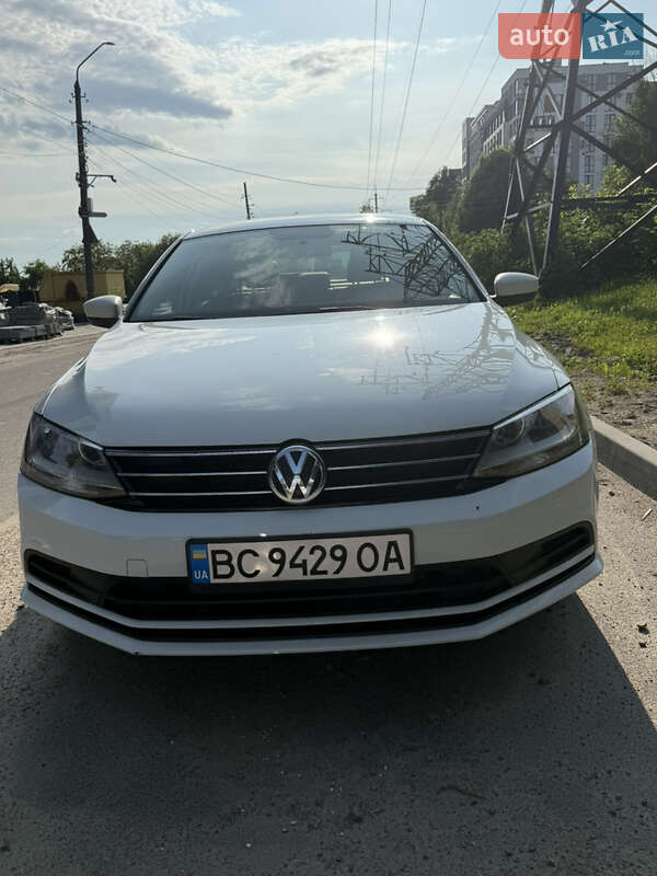 Volkswagen Jetta (2016)