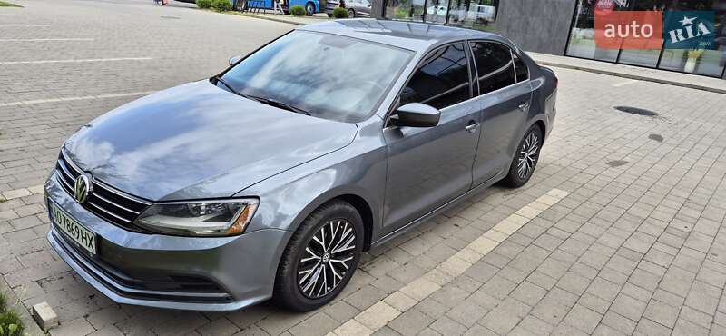 Volkswagen Jetta (2017)
