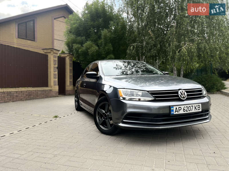 Volkswagen Jetta (2015)