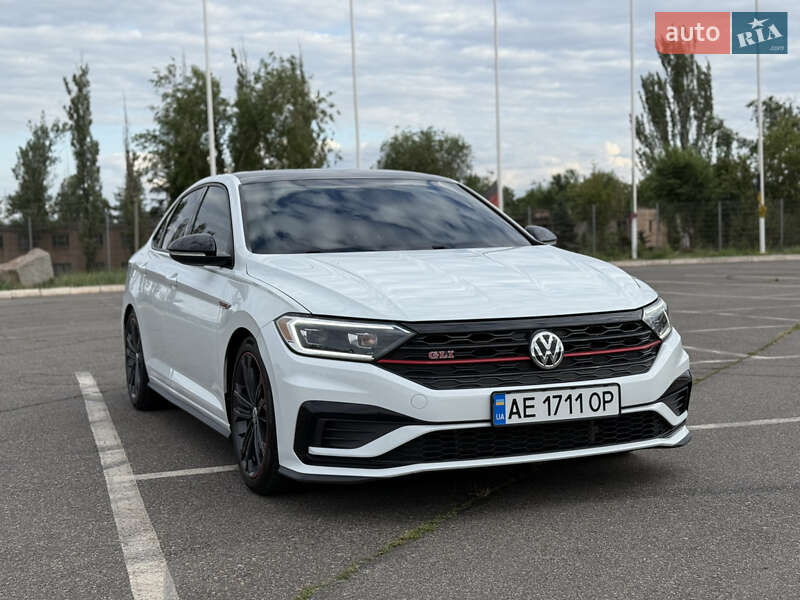Volkswagen Jetta (2019)
