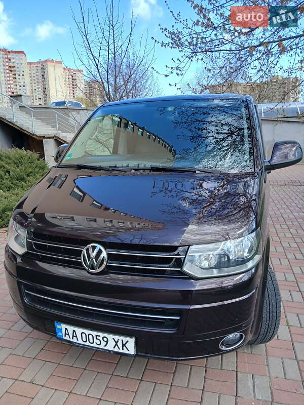 Volkswagen Multivan (2013)