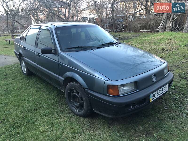 Volkswagen Passat (1989)