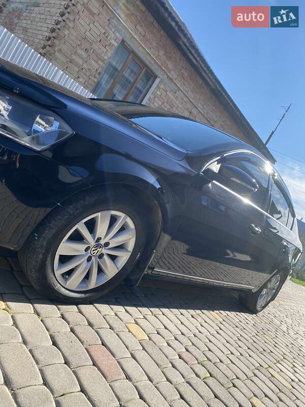 Volkswagen Passat (2011)