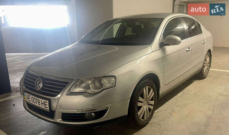 Volkswagen Passat (2008)