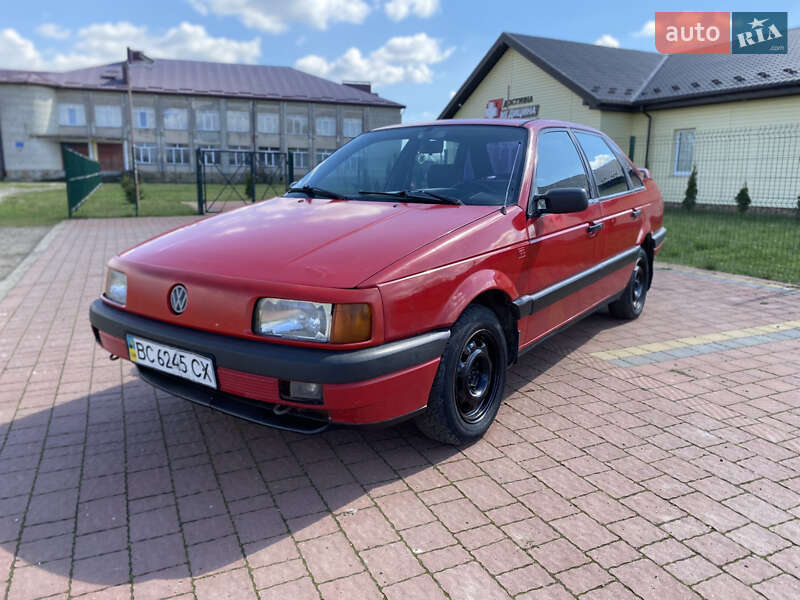 Volkswagen Passat (1988)