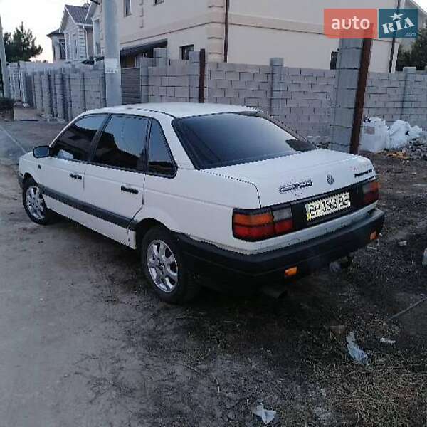 Volkswagen Passat (1989)