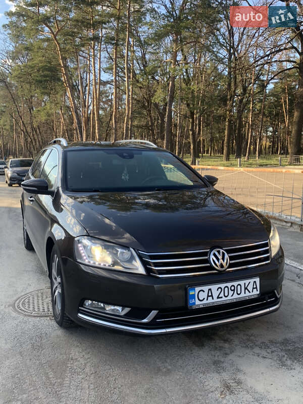 Volkswagen Passat (2012)