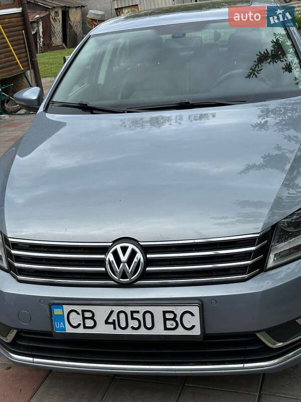 Volkswagen Passat (2012)