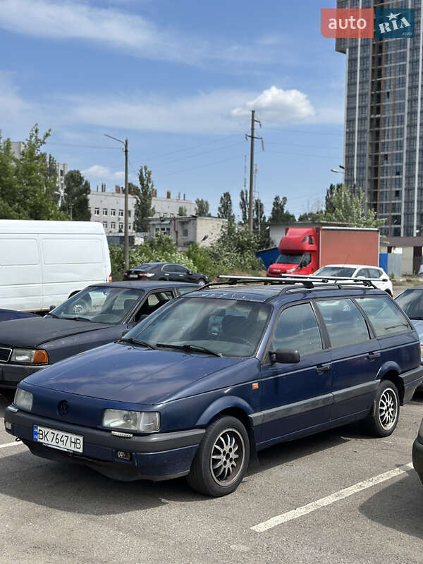 Volkswagen Passat (1992)