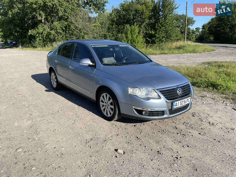 Volkswagen Passat (2005)
