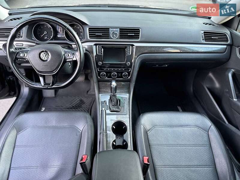 Volkswagen Passat (2016)