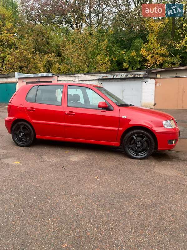 Volkswagen Polo (2001)