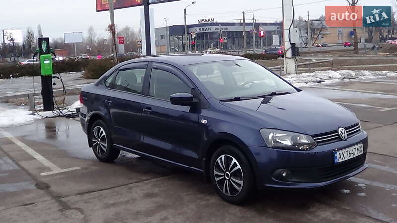 Volkswagen Polo (2012)