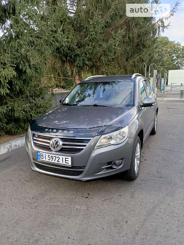 Volkswagen Tiguan (2010)