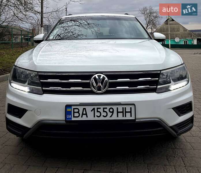 Volkswagen Tiguan (2017)