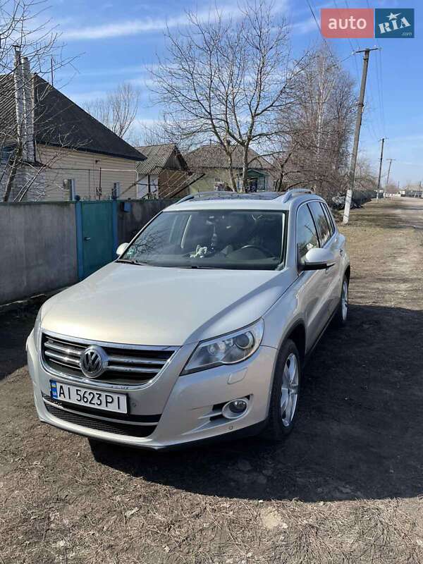 Volkswagen Tiguan (2009)