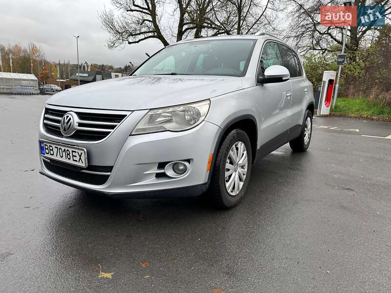 Volkswagen Tiguan (2009)