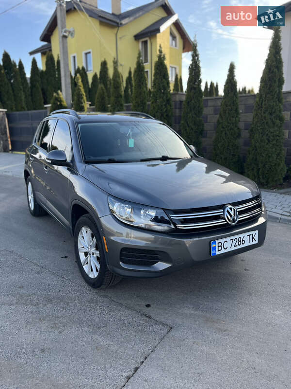 Volkswagen Tiguan (2015)