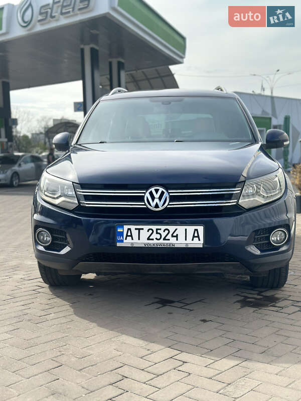 Volkswagen Tiguan (2015)