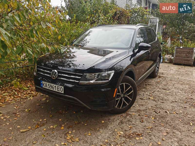 Volkswagen Tiguan (2021)