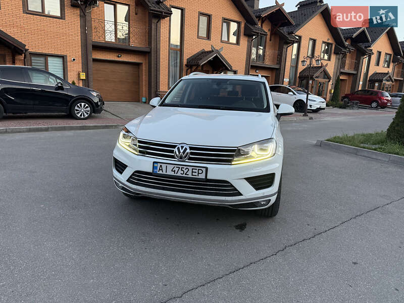 Volkswagen Touareg (2016)