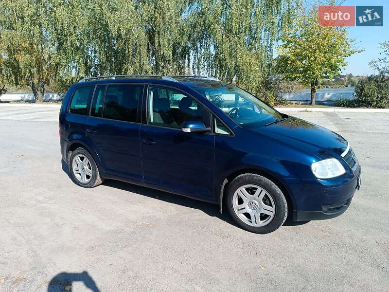 Volkswagen Touran (2004)