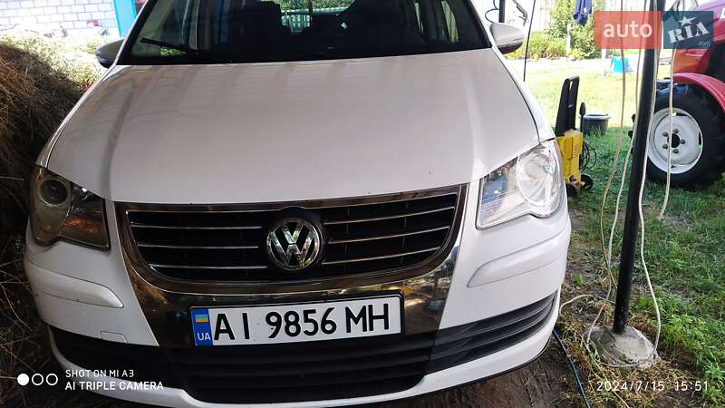 Volkswagen Touran (2009)