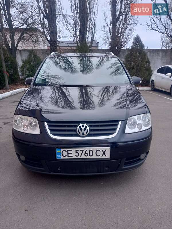 Volkswagen Touran (2004)