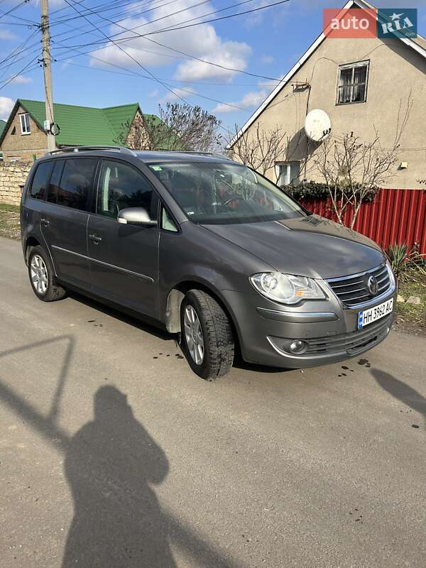 Volkswagen Touran (2007)