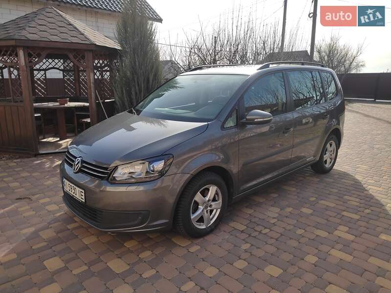 Volkswagen Touran (2015)