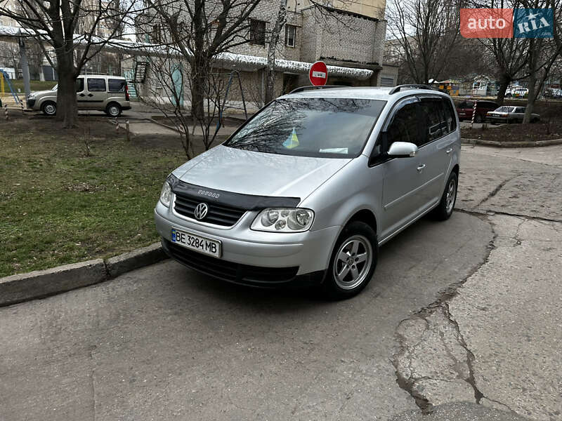 Volkswagen Touran (2006)