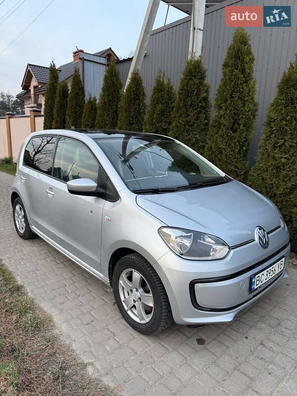 Volkswagen Up (2014)