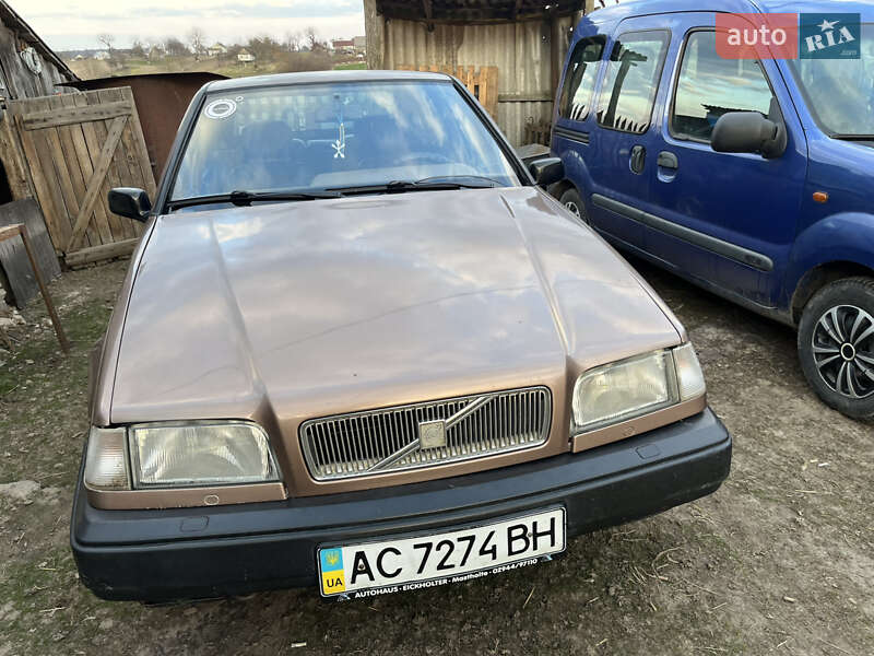Volvo 440 (1991)