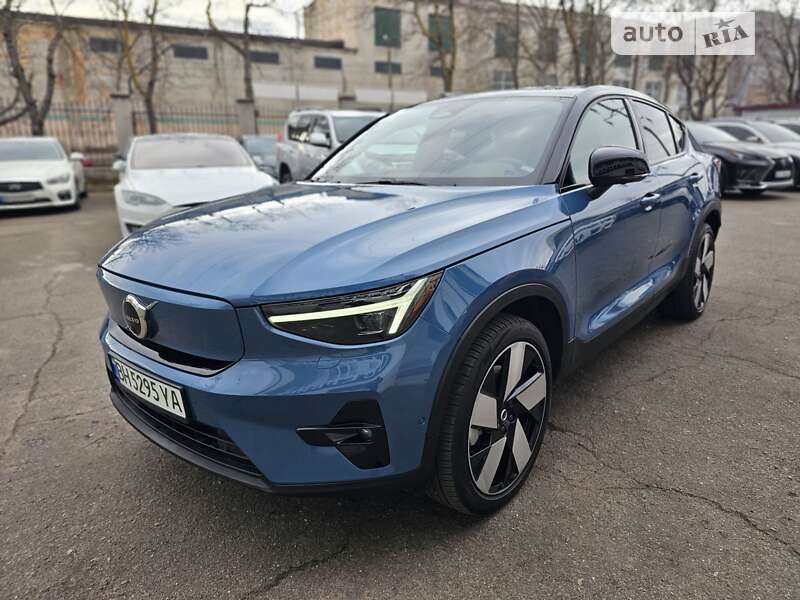 Volvo C40 recharge (2022)