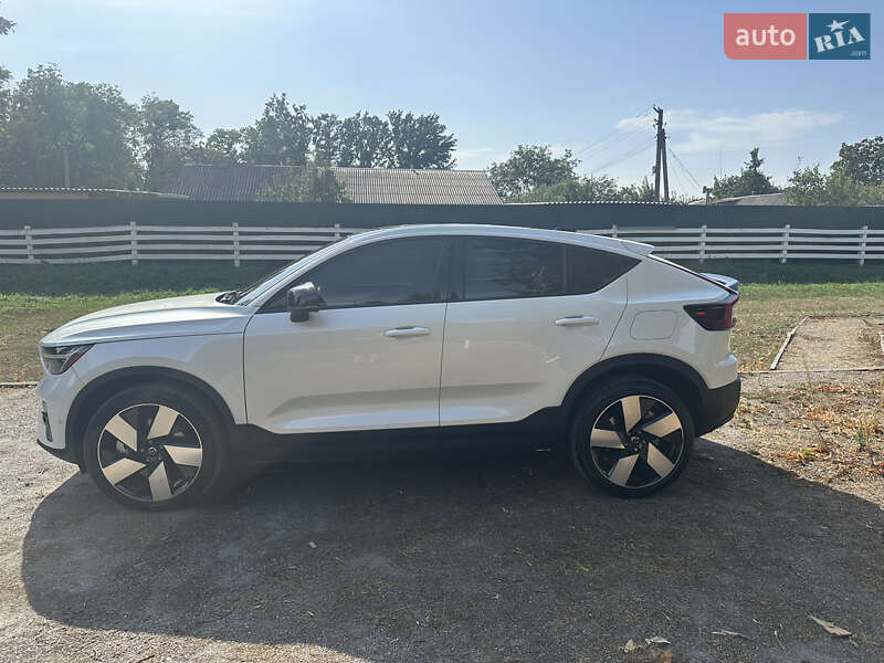 Volvo C40 recharge (2022)