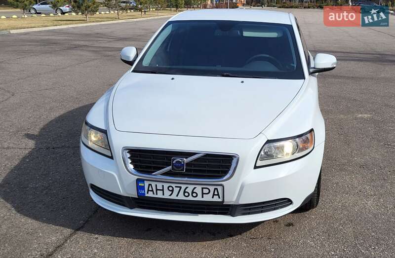 Volvo S40 (2009)