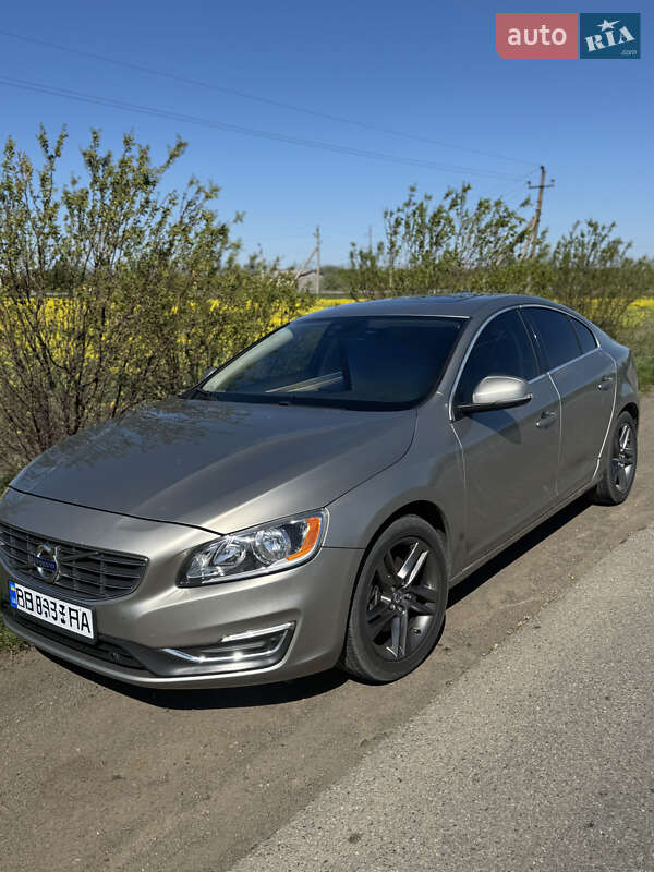 Volvo S60 (2014)