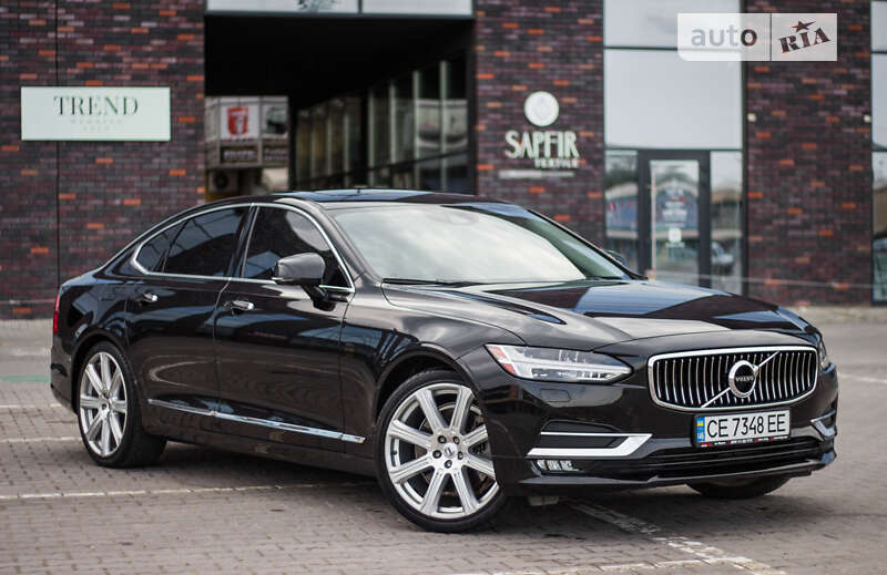 Volvo S90 (2017)