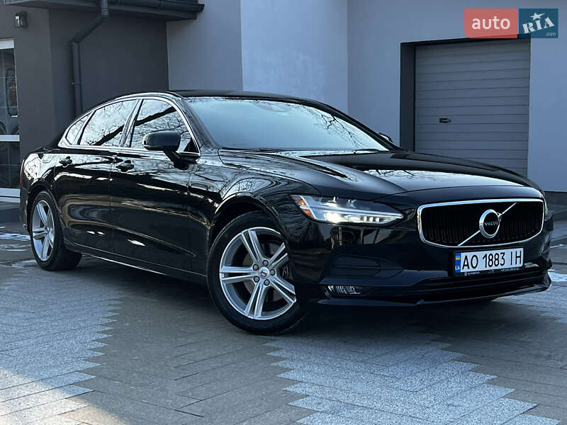 Volvo S90 (2018)