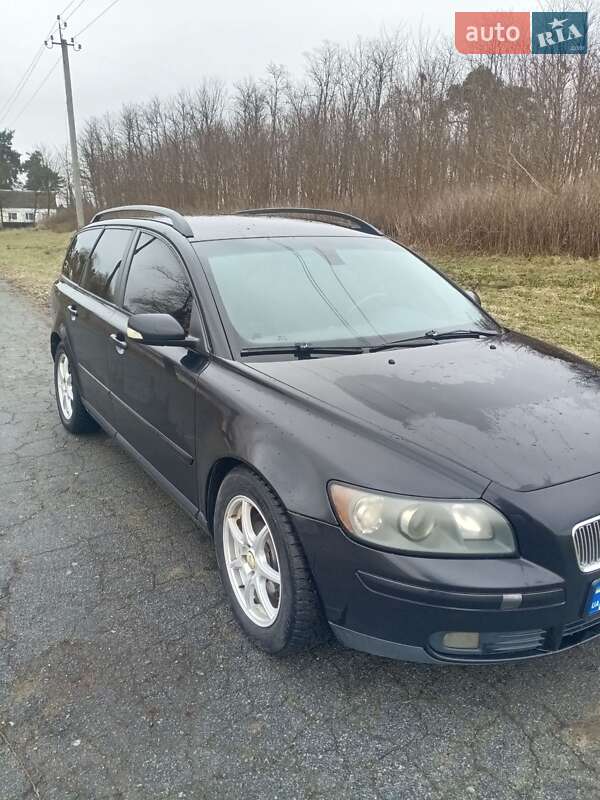 Volvo V50 (2004)