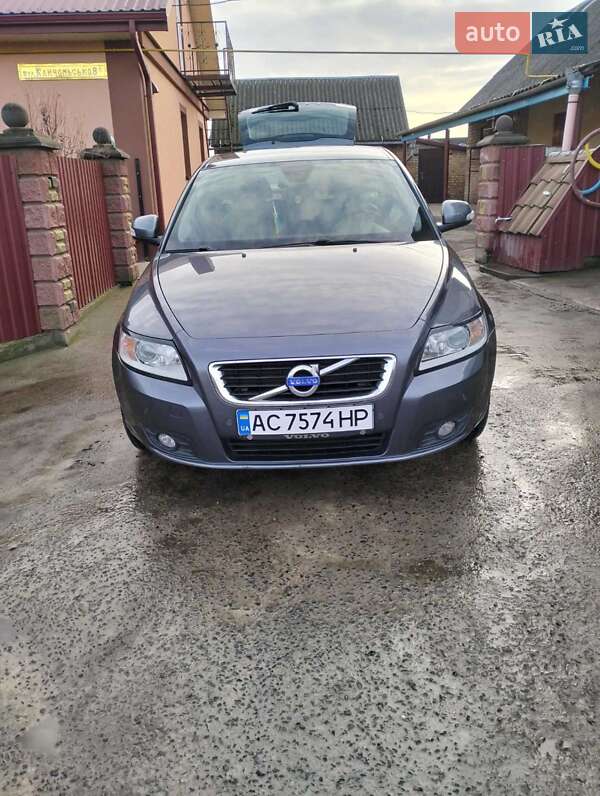 Volvo V50 (2011)