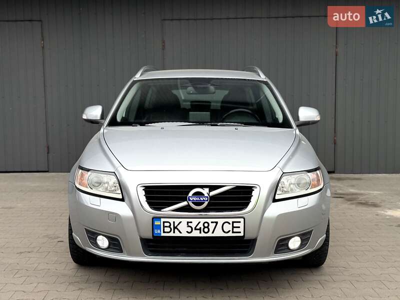 Volvo V50 (2011)