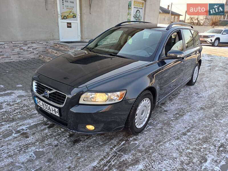 Volvo V50 (2008)