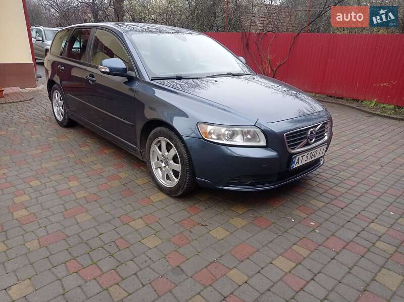 Volvo V50 (2010)