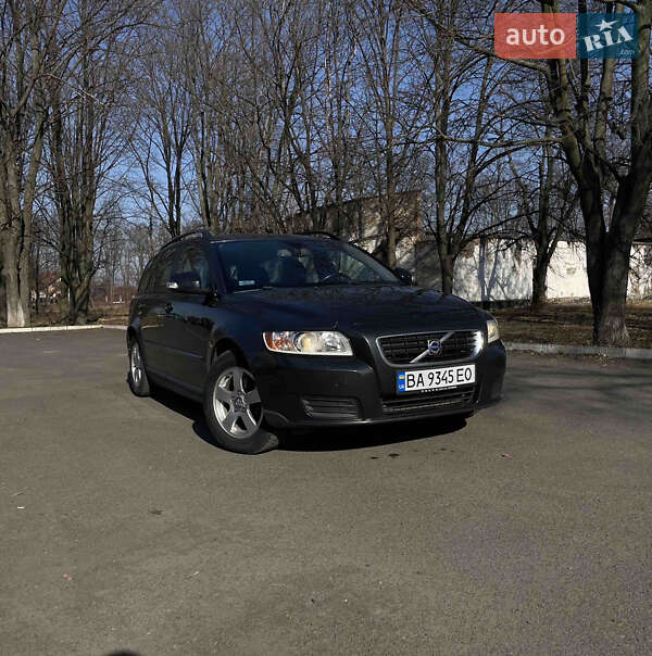 Volvo V50 (2009)
