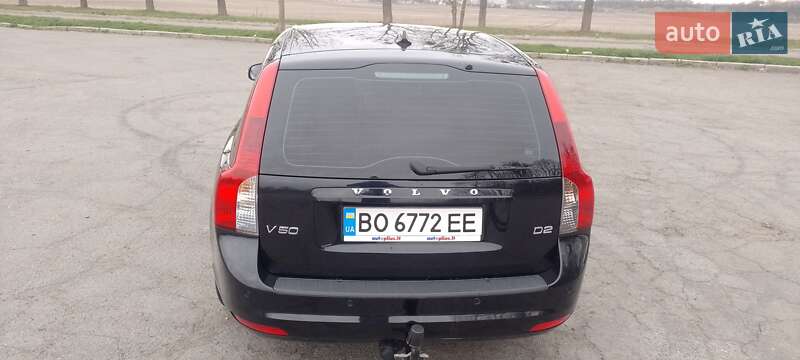 Volvo V50 (2010)