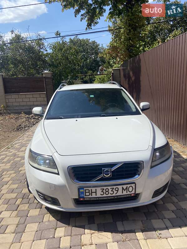 Volvo V50 (2009)