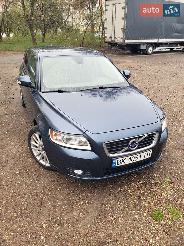 Volvo V50 (2011)