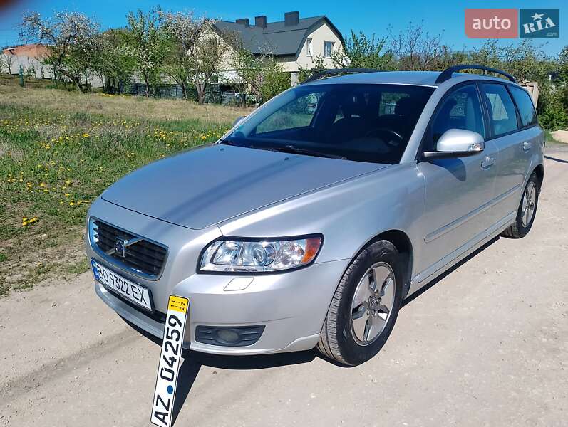 Volvo V50 (2010)