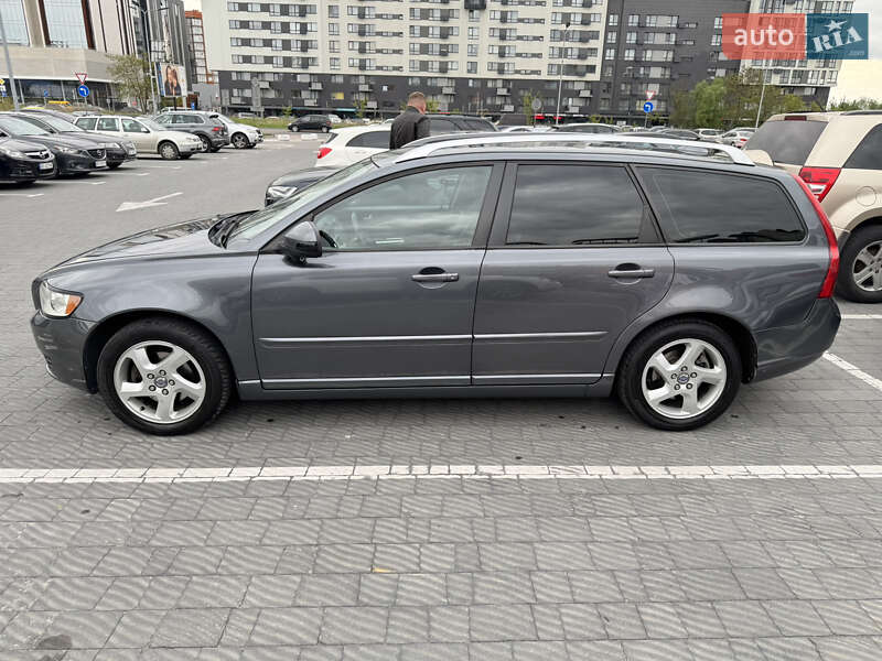 Volvo V50 (2011)